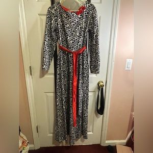 Maxi patterned  long sleeve modest dress